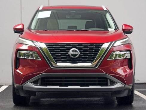 Used 2023 Nissan Rogue SL w/ SL Premium Package FWD image 6