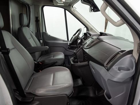Used 2017 Ford Transit 250 138 RWD image 13