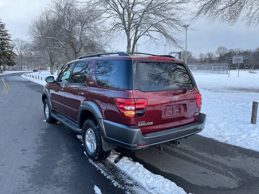 Used 2004 Toyota Sequoia SR5 w/ 16" Alloy Wheel Pkg #1 AWD/4WD image 6