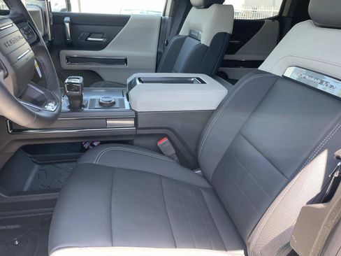New 2026 GMC Hummer EV SUV AWD/4WD image 19