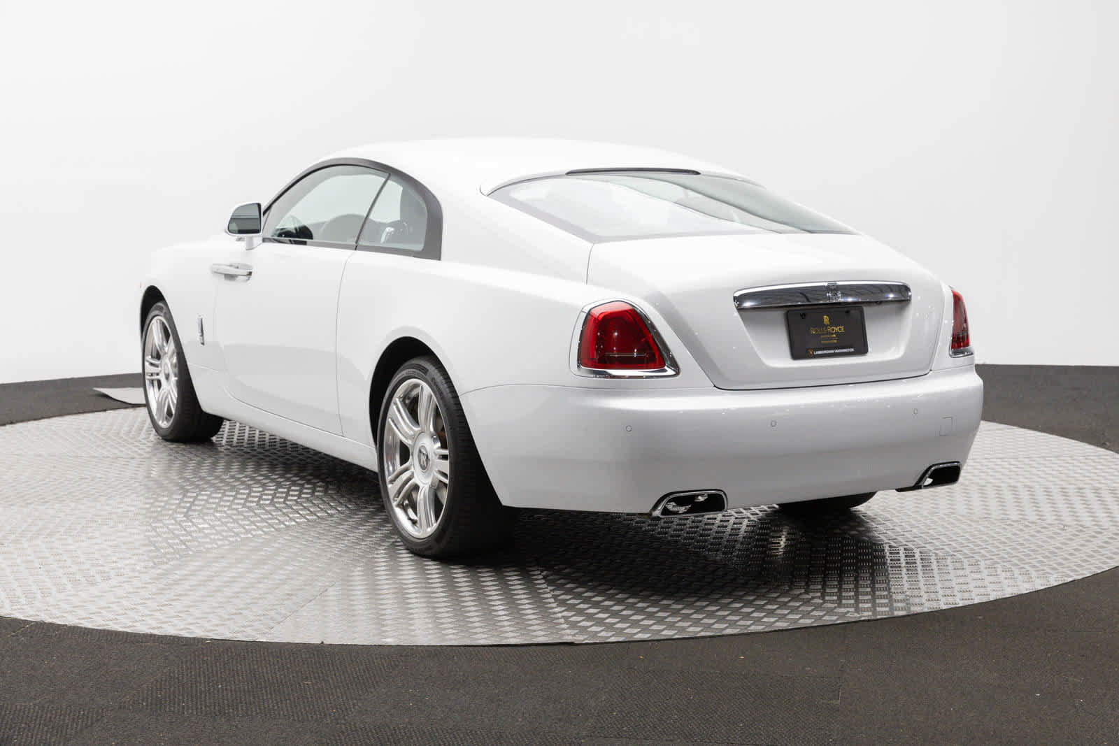 Certified 2018 Rolls-Royce Wraith RWD image 4