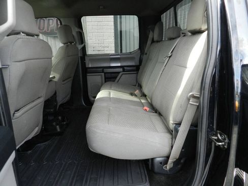 Used 2018 Ford F150 XLT w/ Equipment Group 302A Luxury AWD/4WD image 10