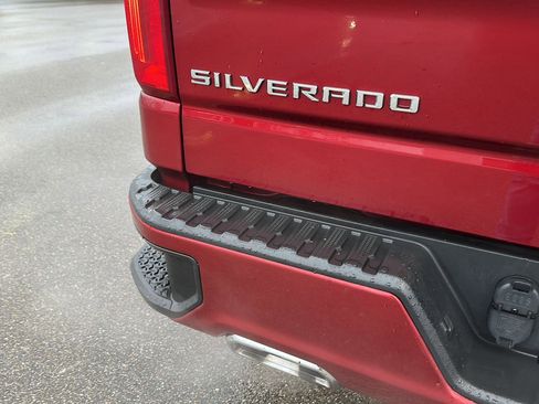 Used 2021 Chevrolet Silverado 1500 RST image 7