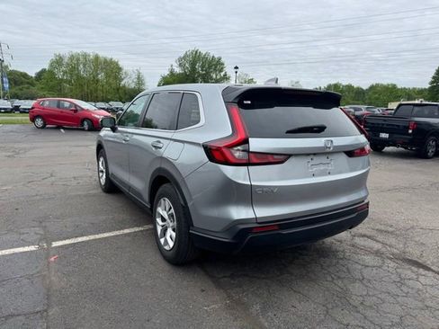 Certified 2025 Honda CR-V LX image 4