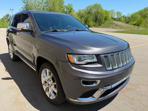 Used 2014 Jeep Grand Cherokee Summit AWD/4WD image 3
