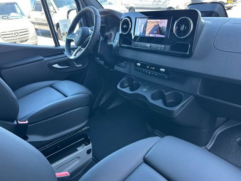 New 2026 Mercedes-Benz Sprinter 2500 image 16