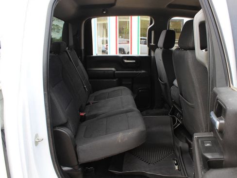 Used 2022 Chevrolet Silverado 2500 LT w/ Convenience Package AWD/4WD image 17
