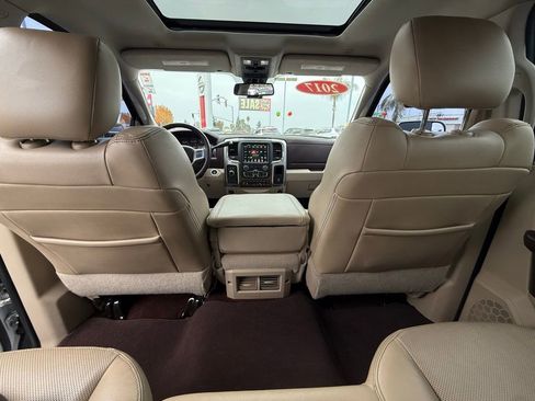 Used 2017 RAM 2500 Laramie w/ Convenience Group image 13