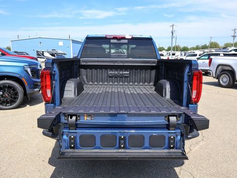 New 2026 GMC Sierra 1500 Denali w/ Technology Package AWD/4WD image 5