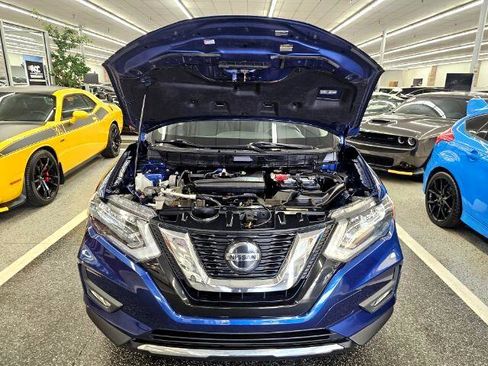Used 2018 Nissan Rogue SL image 40