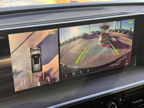 Certified 2025 INFINITI QX80 Luxe image 18