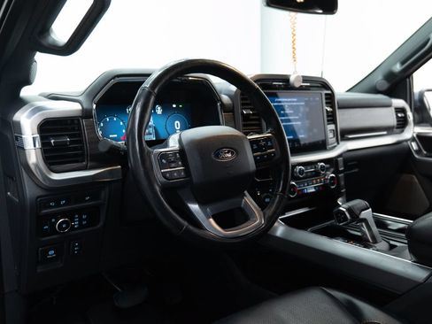 Used 2024 Ford F150 Lariat AWD/4WD image 31