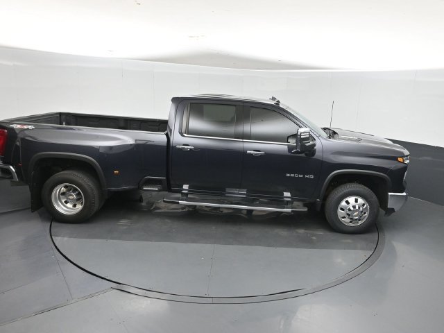 Used 2024 Chevrolet Silverado 3500 LTZ w/ LTZ Plus Package AWD/4WD image 30