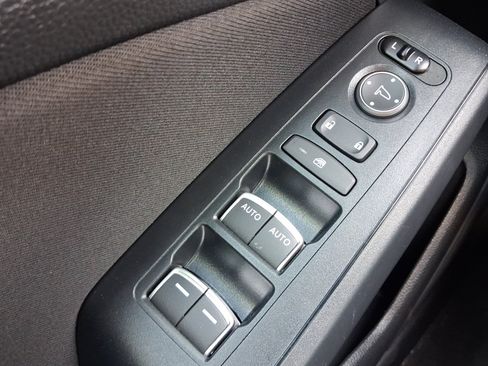 Used 2023 Honda Civic LX image 13