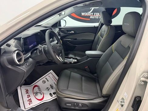 New 2026 Chevrolet Trax ACTIV w/ Driver Confidence Package image 9