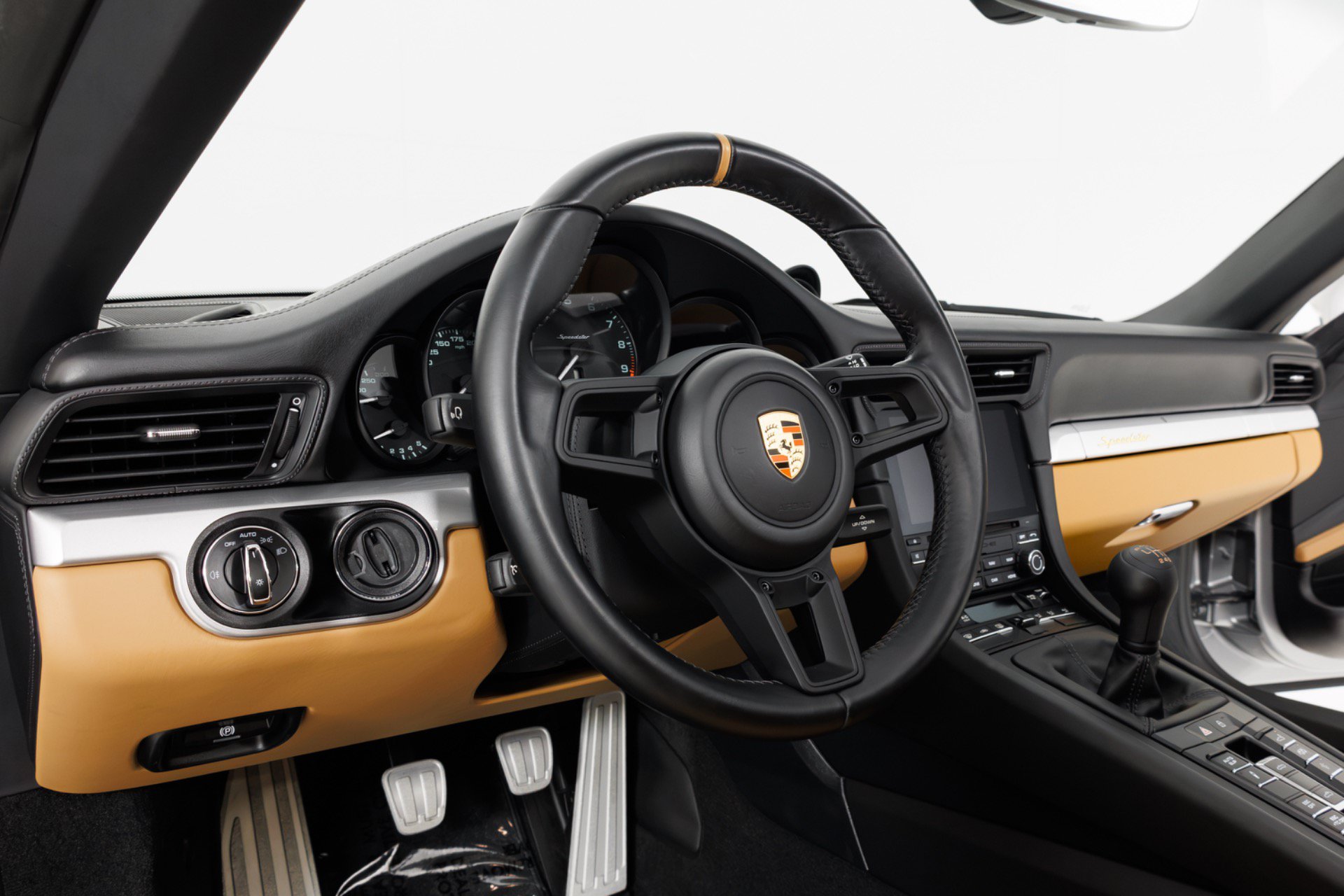 Used 2019 Porsche 911 Speedster RWD image 20