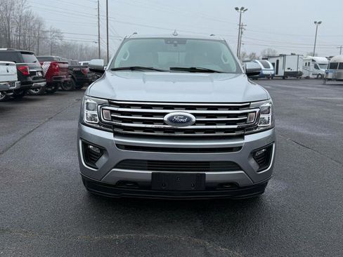 Used 2021 Ford Expedition Max XLT image 2
