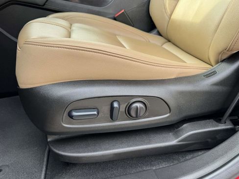 Used 2024 Chevrolet Blazer Premier w/ Enhanced Convenience Package image 19