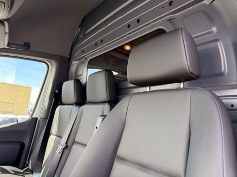 New 2025 Mercedes-Benz Sprinter 2500 image 20