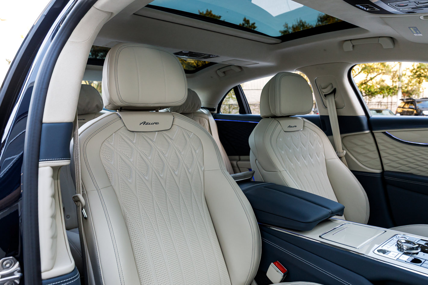 Used 2026 Bentley Flying Spur Azure AWD/4WD image 43