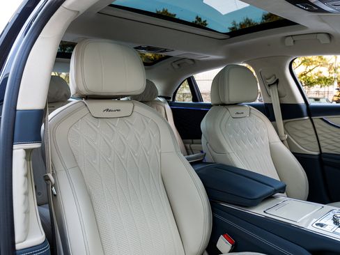 New 2026 Bentley Flying Spur Azure image 43