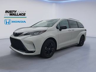 Used 2024 Toyota Sienna XSE w/ XSE Plus Package AWD/4WD video 1