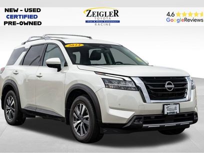 Used 2024 Nissan Pathfinder SL