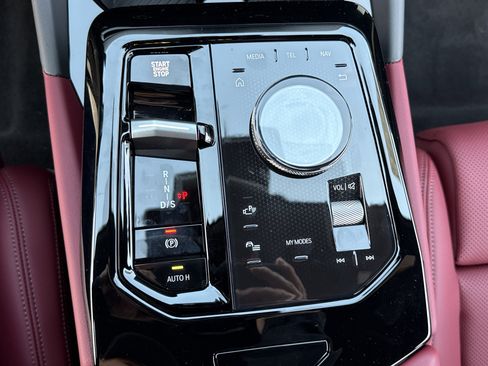 New 2026 BMW 530i 530i w/ M Sport Package image 9