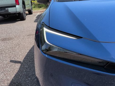Certified 2026 Toyota Prius Plug-In Hybrid FWD image 10