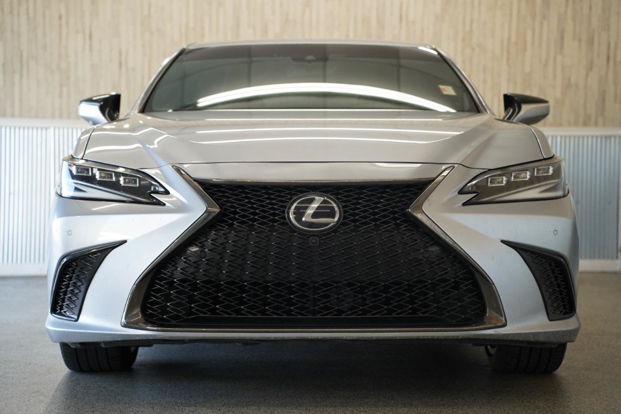 Used 2024 Lexus ES 300h F Sport w/ Accessory Package (Z2) FWD image 3