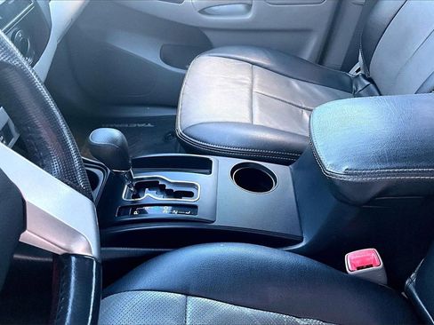 Used 2015 Toyota Tacoma 4x4 Access Cab image 17