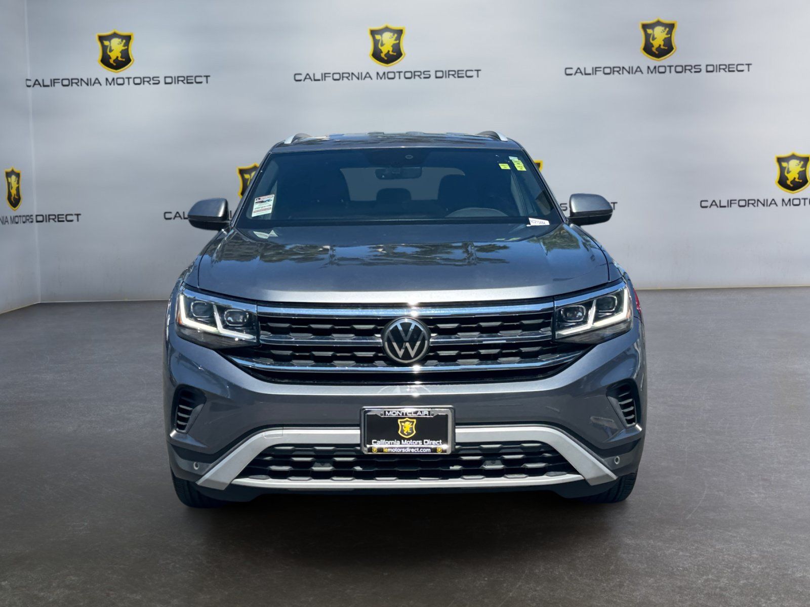 Used 2022 Volkswagen Atlas Cross Sport SE w/ Black Wheel Package FWD image 8
