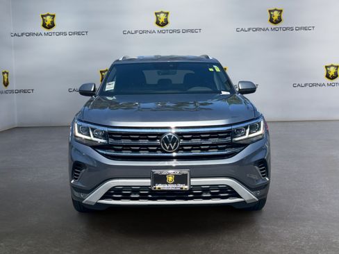 Used 2022 Volkswagen Atlas Cross Sport SE w/ Black Wheel Package FWD image 8