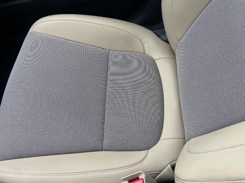 Used 2018 Honda Clarity Plug-In Hybrid image 13