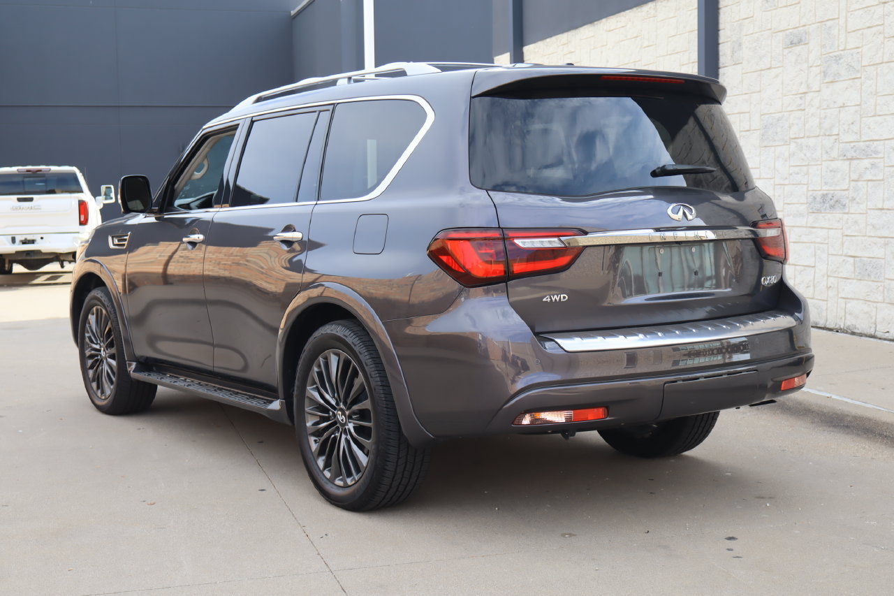 Used 2024 INFINITI QX80 Premium Select w/ Cargo Package AWD/4WD image 3
