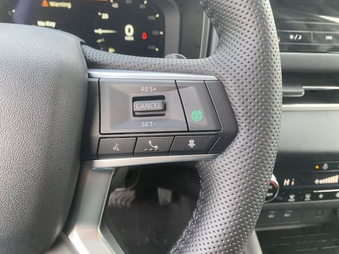 New 2026 Mitsubishi Outlander SE AWD/4WD image 17