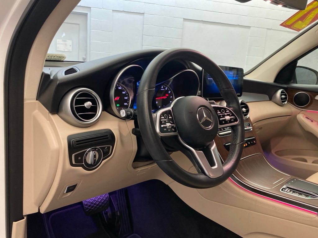Used 2021 Mercedes-Benz GLC 300 image 17