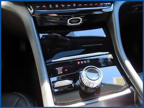 New 2026 Jeep Grand Cherokee L Limited AWD/4WD image 18