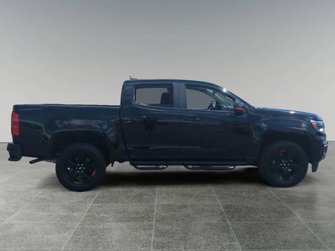 Used 2022 Chevrolet Colorado LT w/ Redline Special Edition image 6