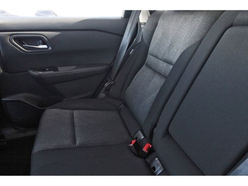 Certified 2025 Nissan Rogue SV image 14