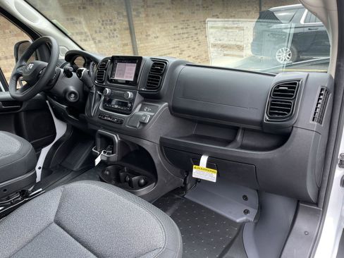 New 2026 RAM ProMaster 2500 w/ Convenience Group image 34