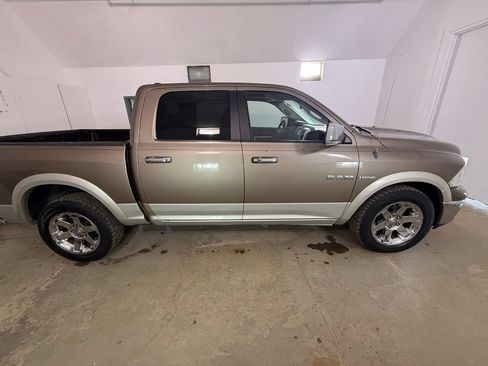 Used 2010 Dodge Ram 1500 Truck Laramie AWD/4WD image 8