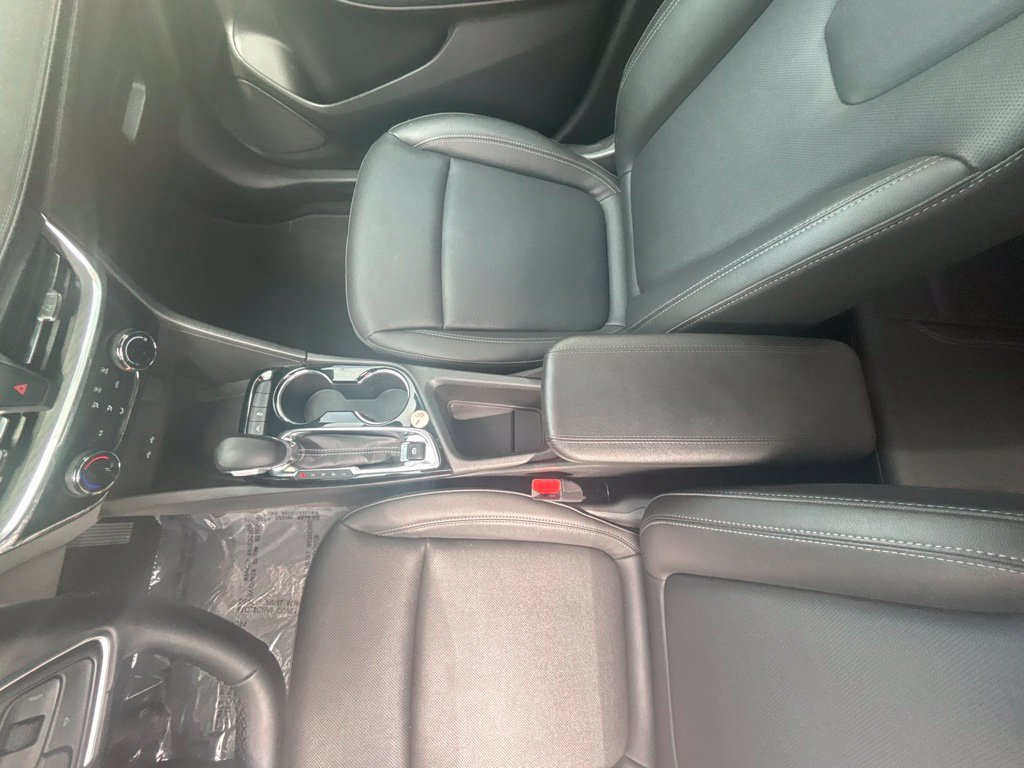 Used 2024 Buick Encore GX Sport Touring FWD image 14