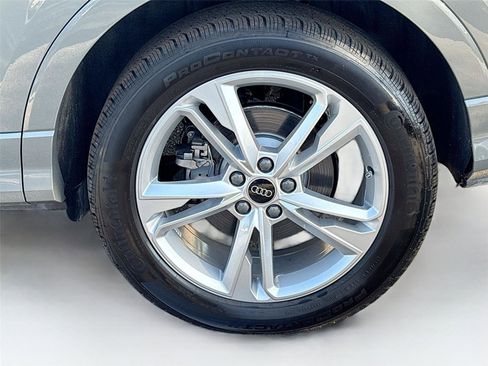 Used 2024 Audi Q3 2.0T Premium Plus w/ Premium Plus Package image 33