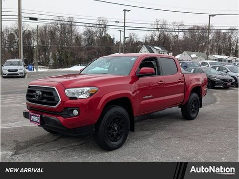 Used 2021 Toyota Tacoma SR5 image 1