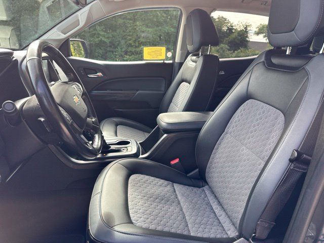 Used 2017 Chevrolet Colorado Z71 AWD/4WD image 34