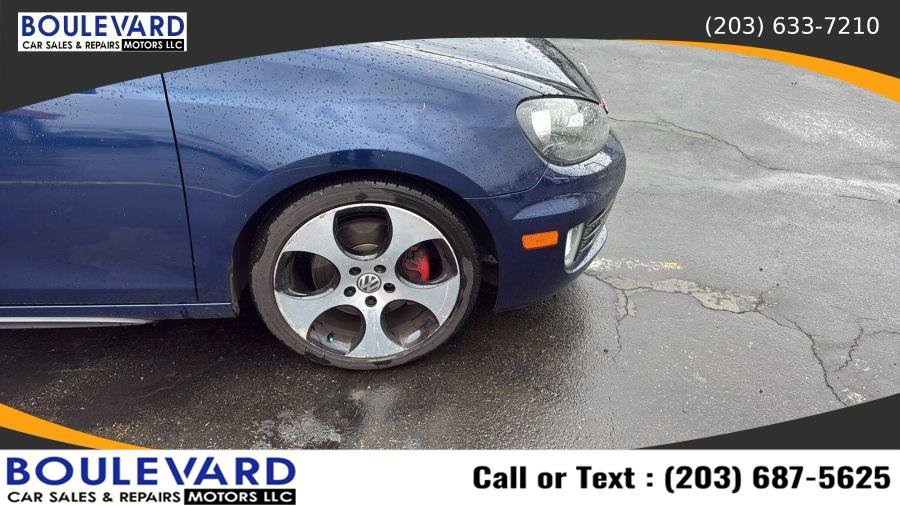 Used 2013 Volkswagen Golf 4-Door FWD image 12