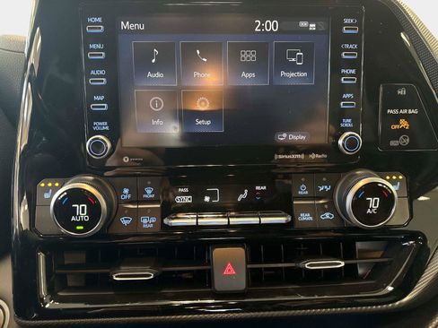 Used 2021 Toyota Highlander XSE image 25