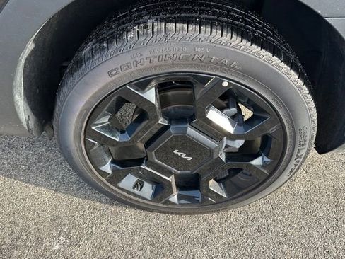 Used 2024 Kia Sorento SX Prestige image 14