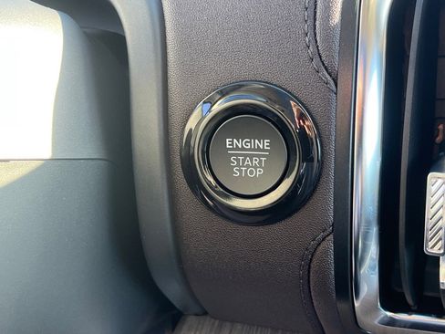 New 2025 Ford Expedition Max Platinum w/ Platinum Ultimate Package image 9